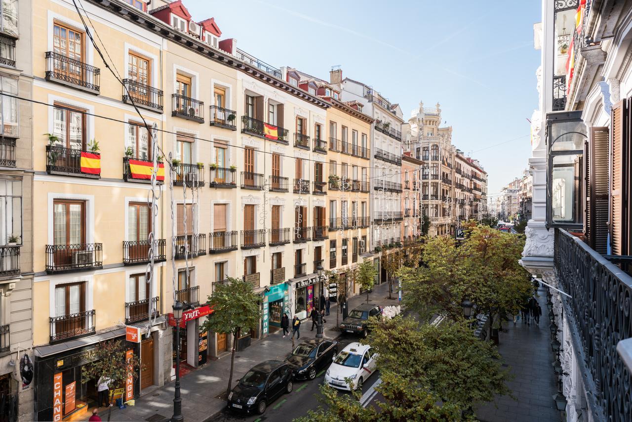 Puerta Del Sol City Center Madrid Exteriör bild