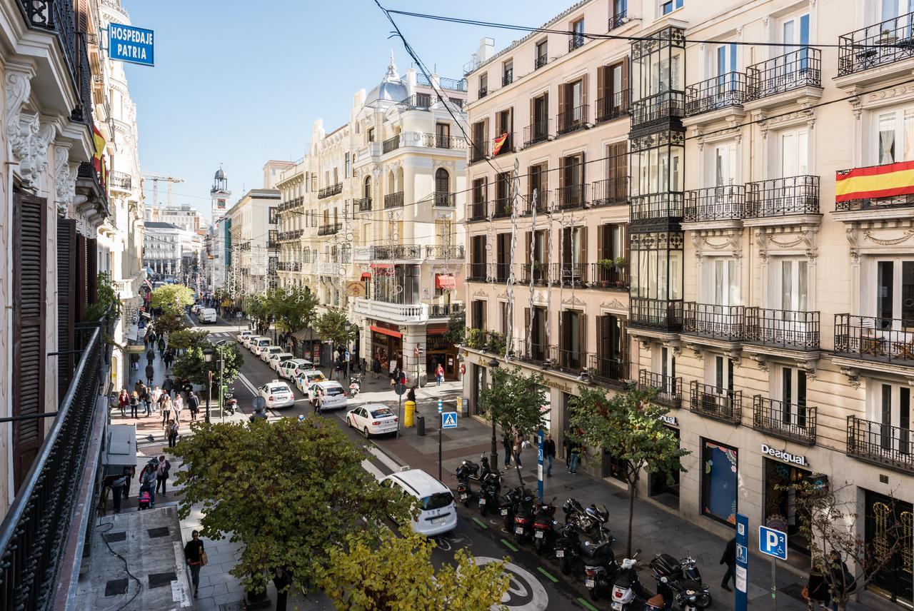 Puerta Del Sol City Center Madrid Exteriör bild